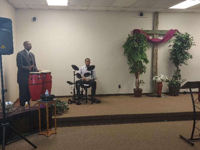 March 3, 2019 - Brother Wayne still moving us with his beats!